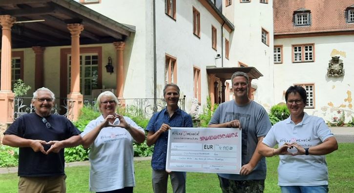 Spendenübergabe Benefizkonzert Weiler